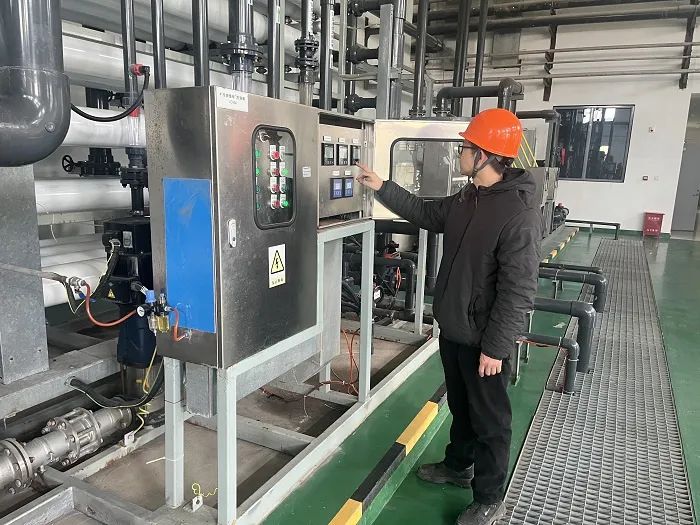 1754535926710873.jpg 640 (5).jpg